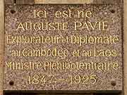 plaque commemorative auguste pavie dinan