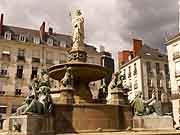 fontaine de la place royale nantes
