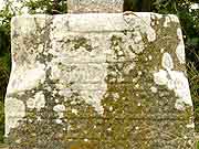 brelidy pierre tombale pres de l eglise saint-colomban