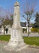 monument aux morts brusvily