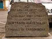 plaque commemorative bertrand duguesclin et thomas de cantorbery dinan
