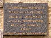 plaque commemorative louis chopier saint-malo