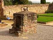 puits du manoir de la chapelaine saint-nicolas de redon